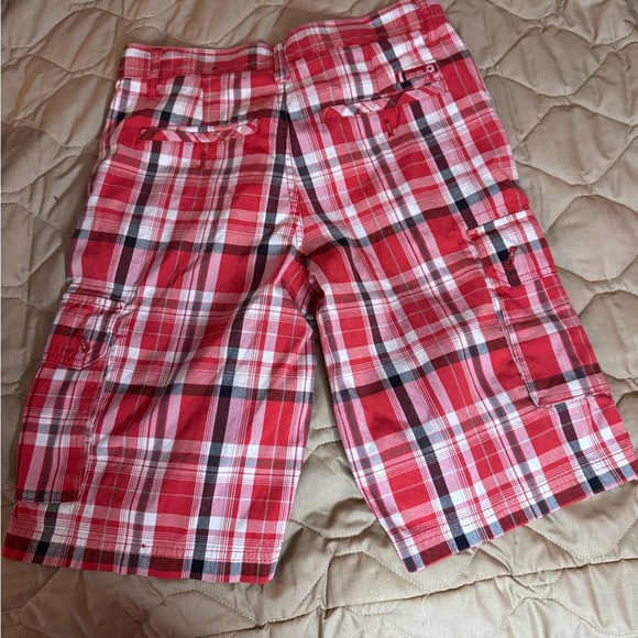 SOUTHPOLE Boys Bermuda Plaid Shorts Size 12 Pants Jeans RED BLACK WHITE - Picture 1 of 8